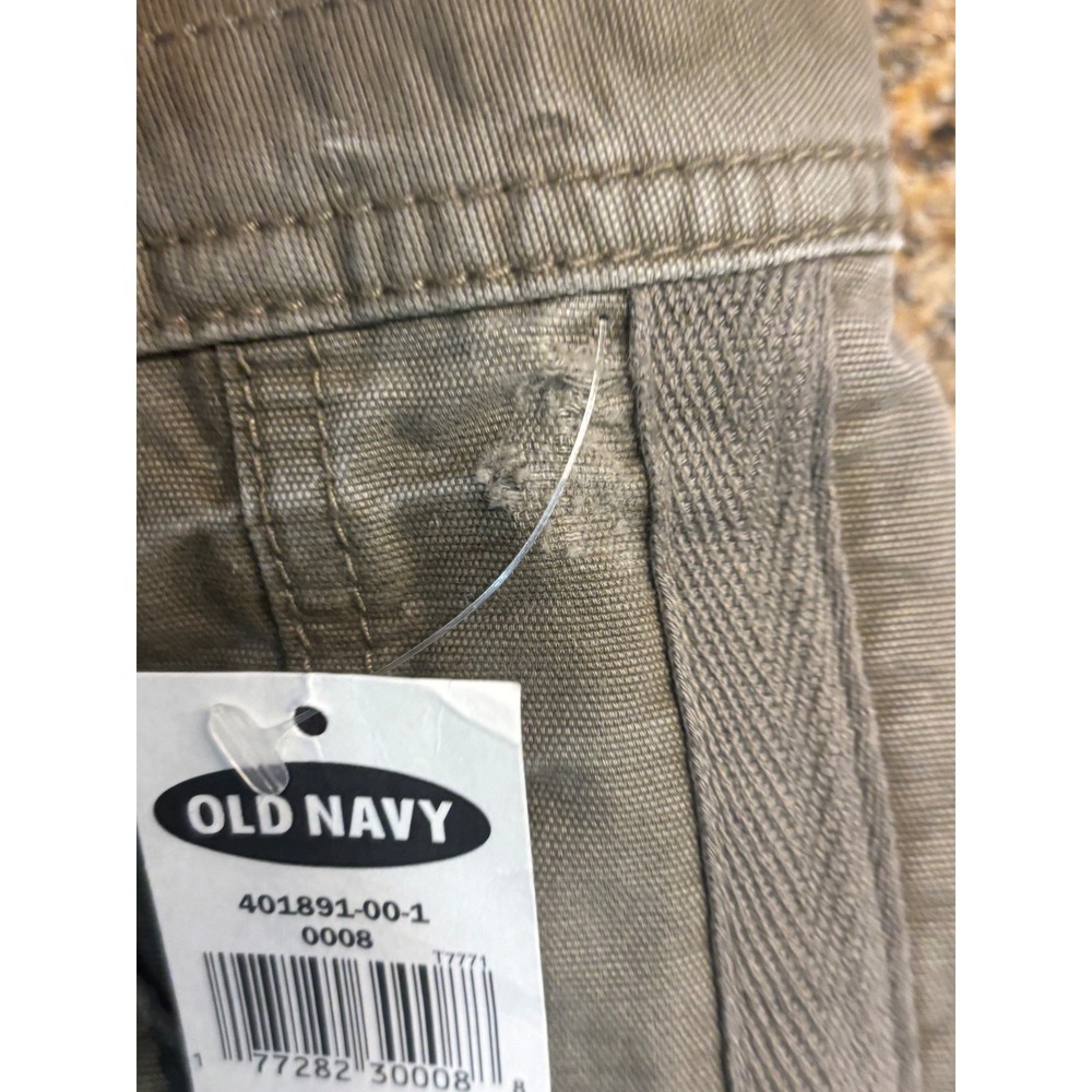 (READ) NWT Old Navy Low Rise Bootcut Cargo Pants Khaki Sz 8 Green Signature Y2K - Picture 7 of 9